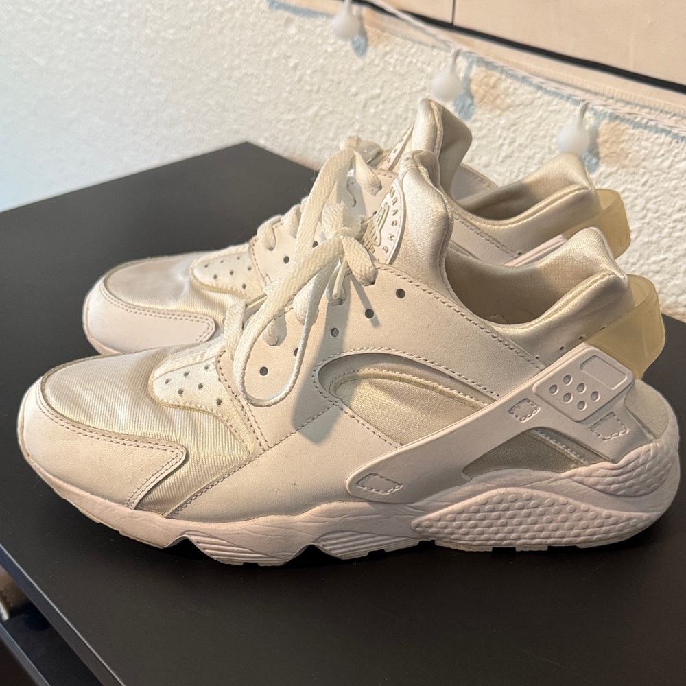 Nike Women's All-White Huarache Sneakers